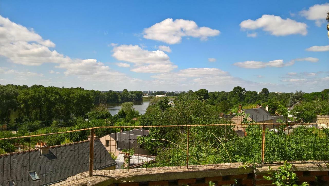 Holiday home Le De La Loire